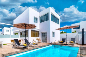 Villa Marina Oasis-private pool, air-con, sat TV
